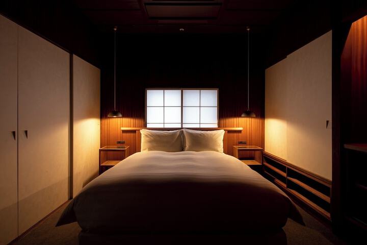Room 9 of 45