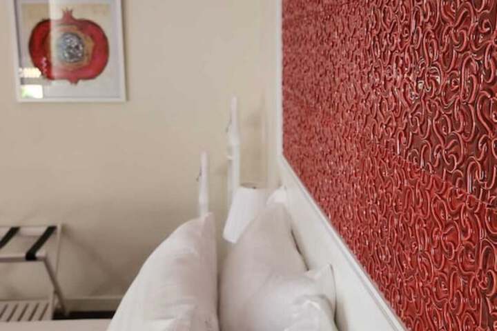Room 42 of 81