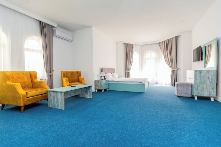 Room 22 of 42