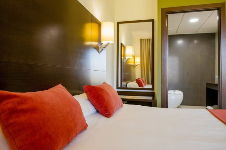 Room 10 of 75