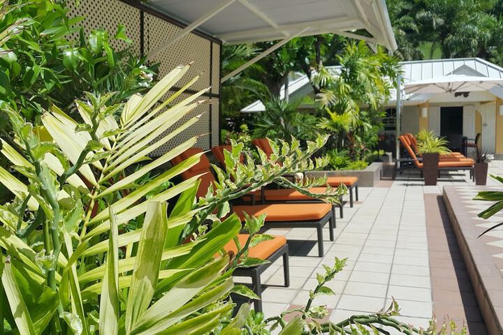 Hotel with Pool