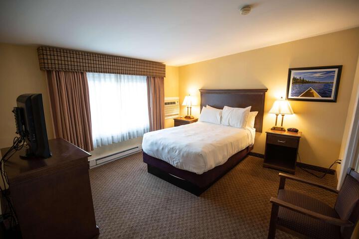 Suite with Double Bed (13 of 16)