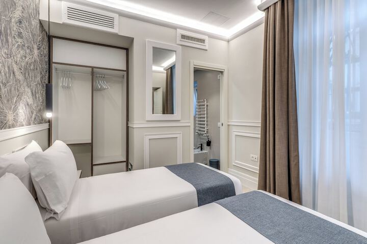 Room 12 of 75