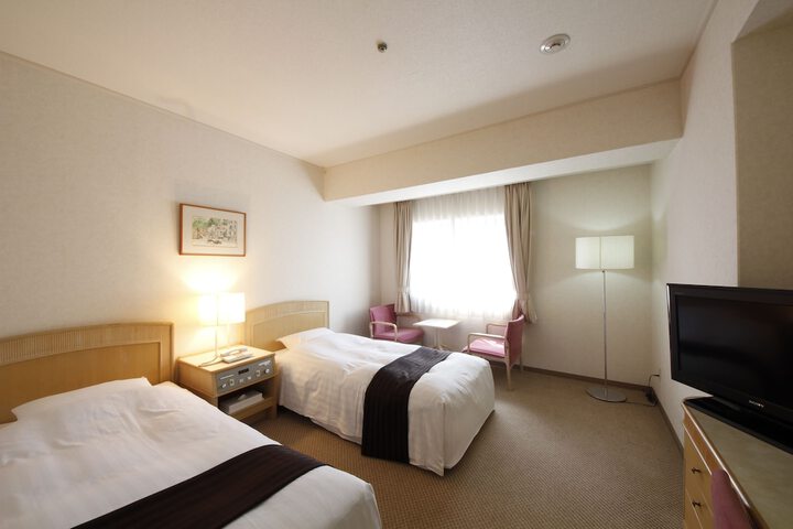 Room 9 of 41