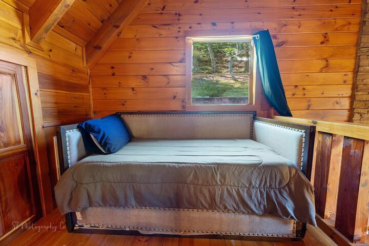 Room 43 of 59