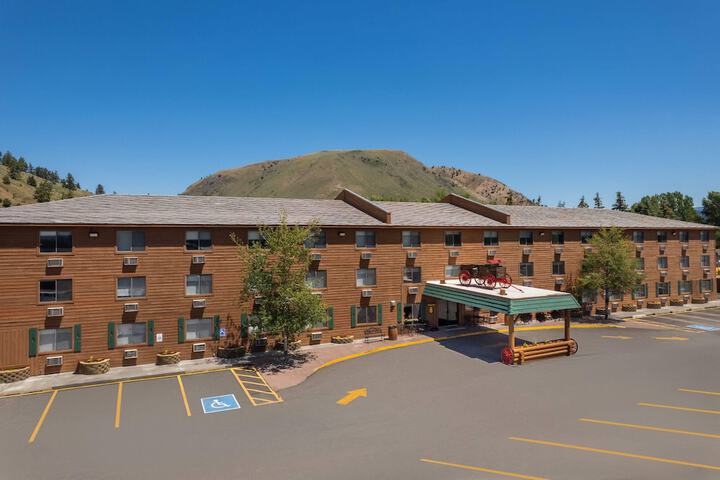 Exterior Photo