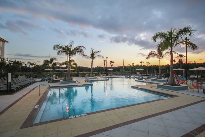 Pool 37 of 64
