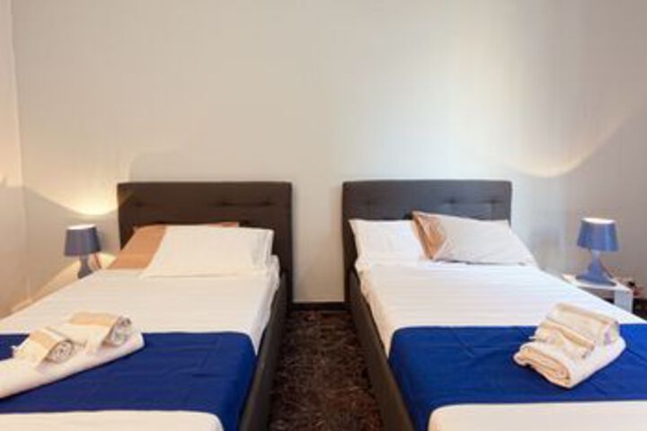 Room 14 of 35