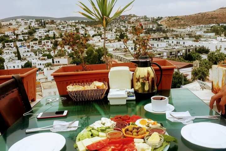 Breakfast/Coffee Service 24 of 45