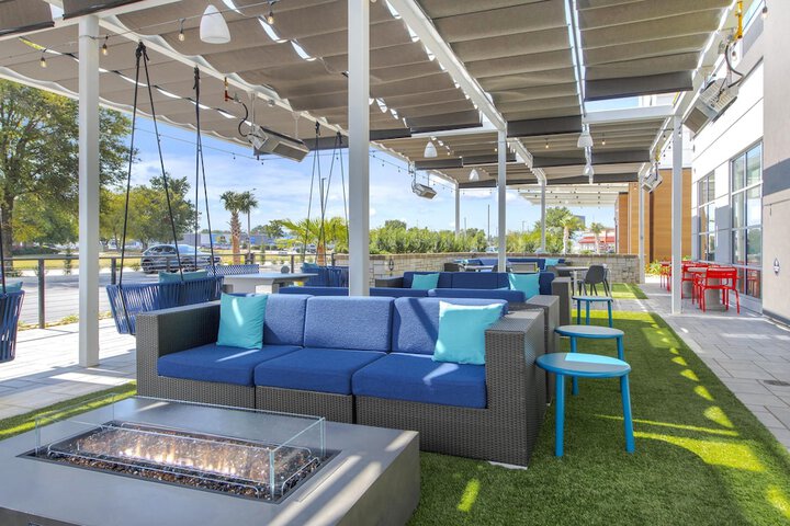 Terrace/Patio 26 of 26