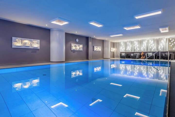 Pool 71 of 115