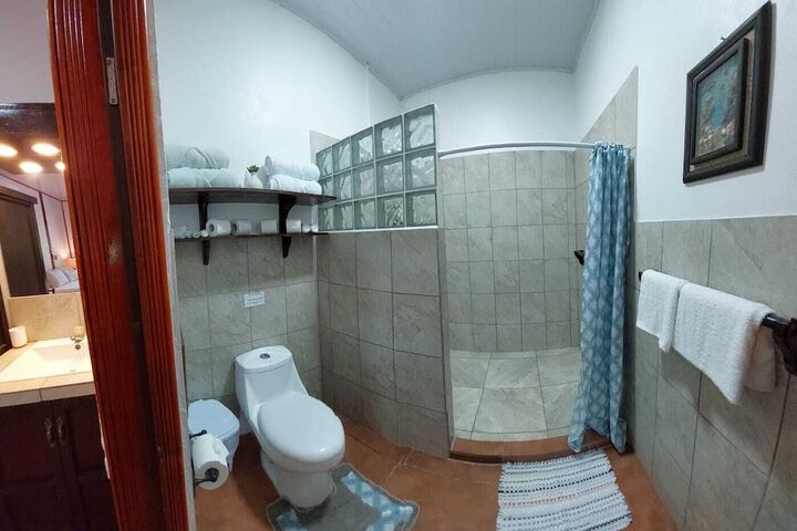 Room 23 of 46