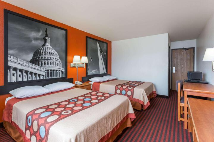 2 Double Beds (2 of 7)