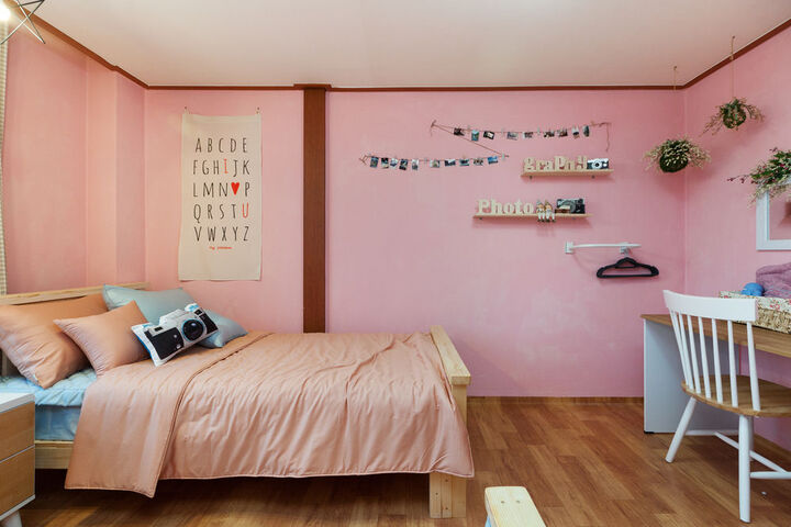 Room 15 of 51