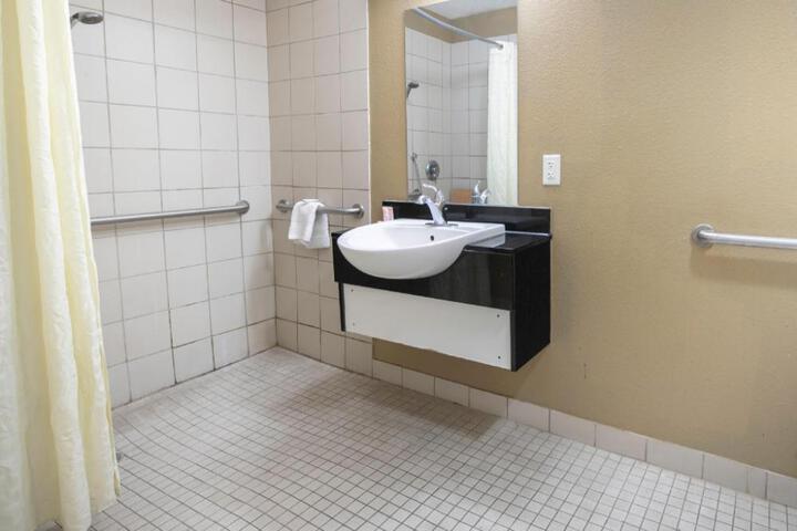 Photo 48