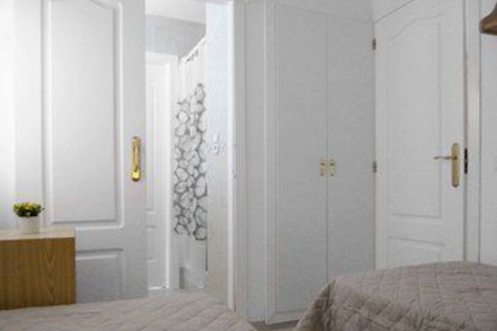 Room 10 of 35