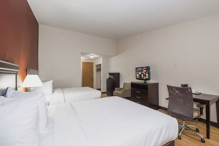 Superior 2 Double Beds (2 of 12)