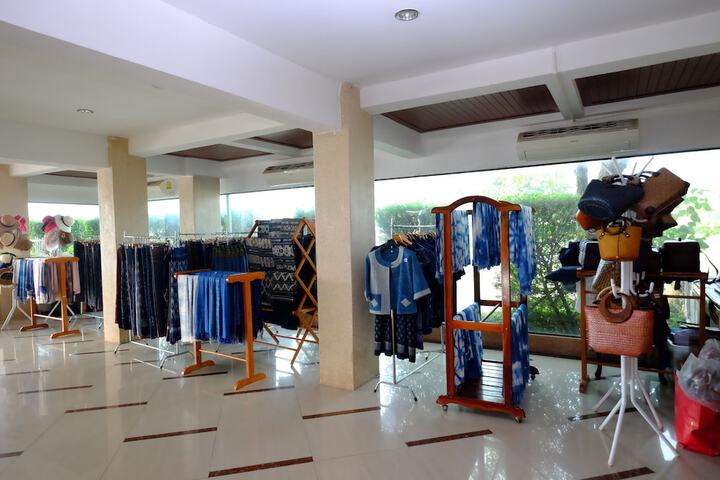 Gift Shop 20 of 39