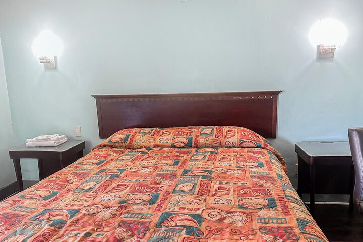 Room 21 of 110