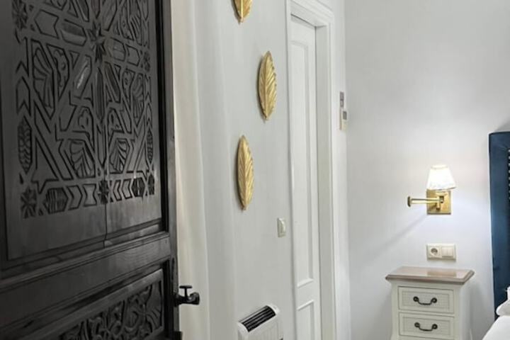Room 18 of 63