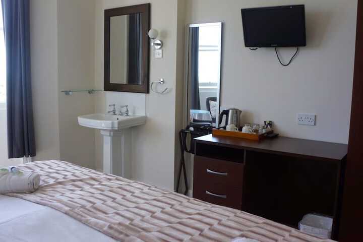 Room 77 of 162