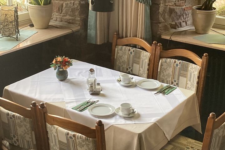 Breakfast/Coffee Service 64 of 106