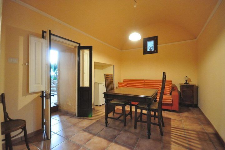 Room 14 of 39