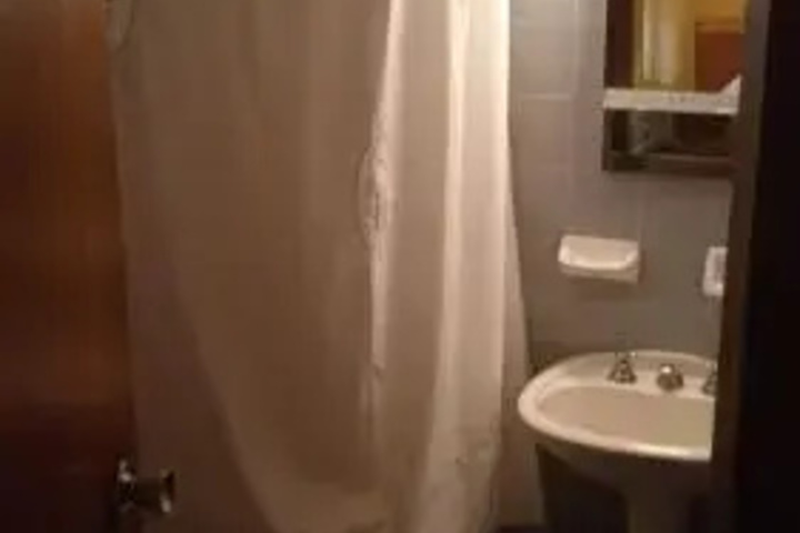 Room 8 of 14
