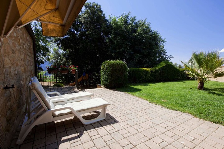 Terrace/Patio 37 of 44