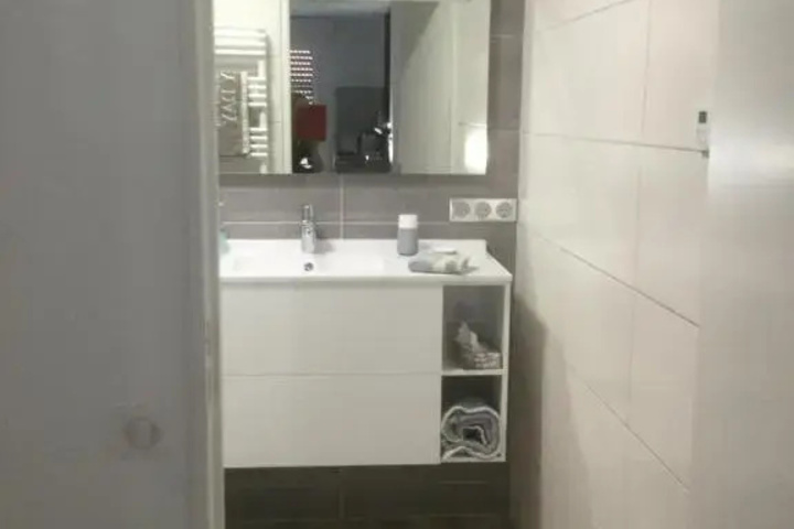 Room 7 of 13