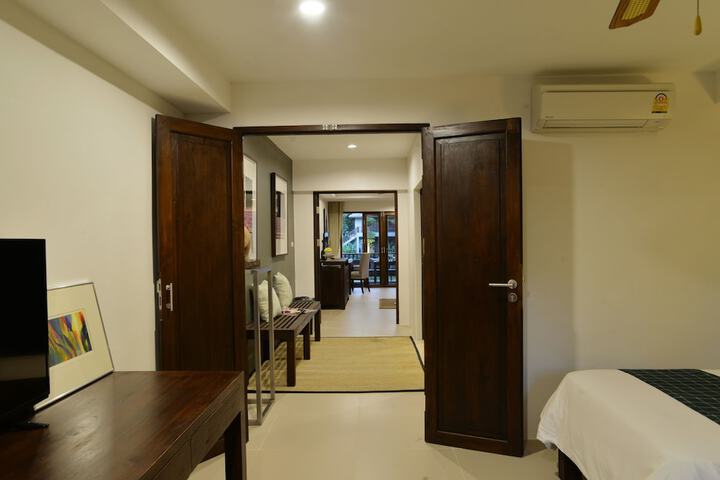 Room 35 of 80