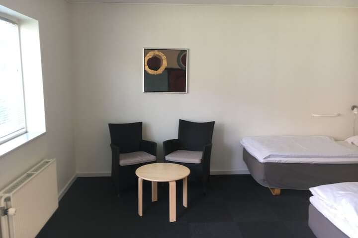 Room 9 of 26