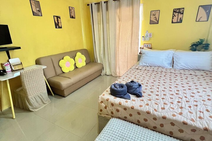 Room 36 of 100