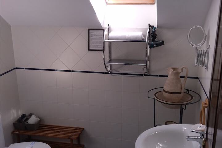 Room 43 of 67