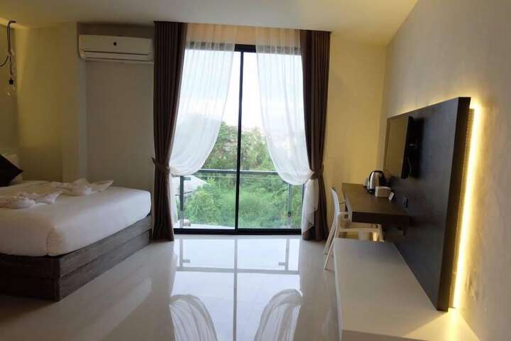 Room 38 of 108