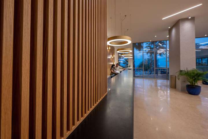 Entrance & Lobby