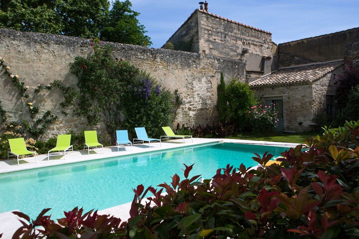 Hotel Pool