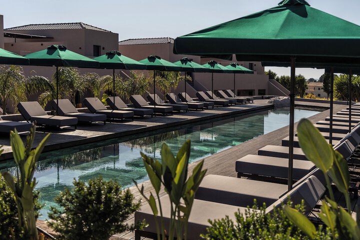 Pool 61 of 71