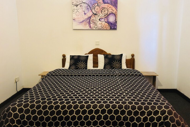 Room 18 of 119