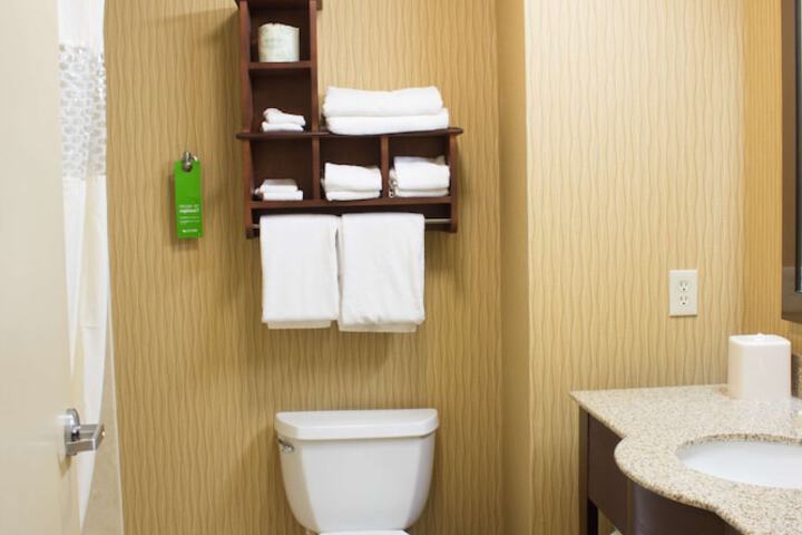 Room 49 of 69