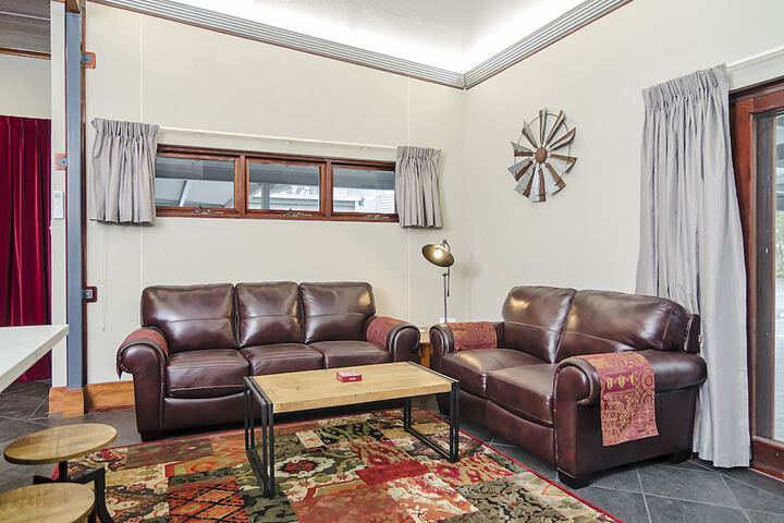 Room 9 of 41