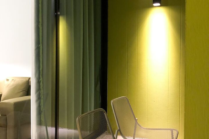 Room 33 of 78