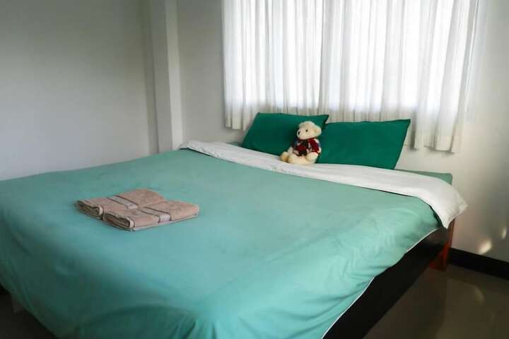 Room 6 of 22