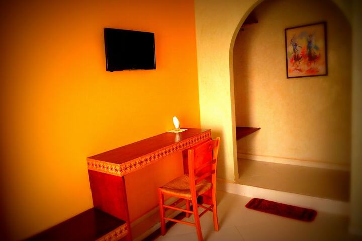 Room 32 of 78
