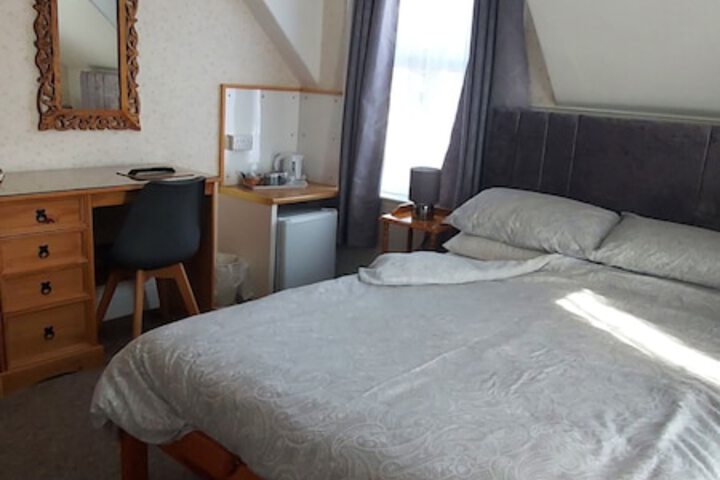 Room 10 of 49