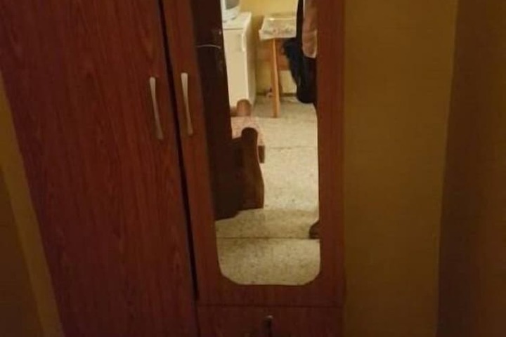 Room 2 of 8