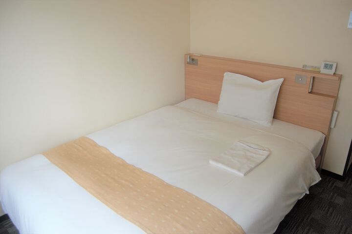 Room 7 of 49