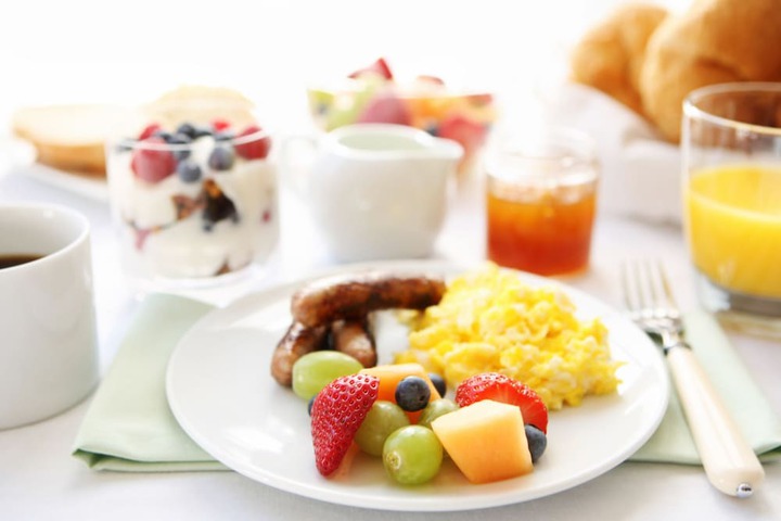 Breakfast/Coffee Service 69 of 112