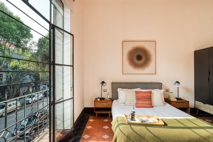 Room 20 of 140