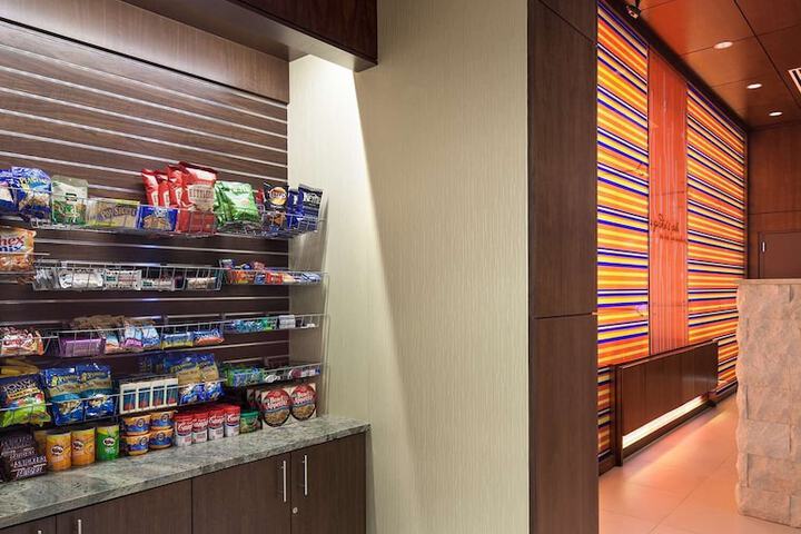 Snack bar